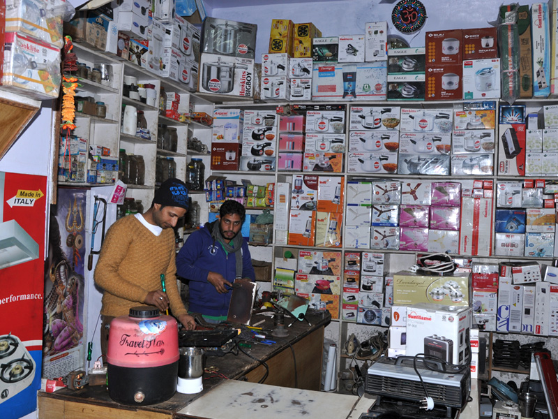 Sood Repair and Spare Centre in Bhawarna, Palampur