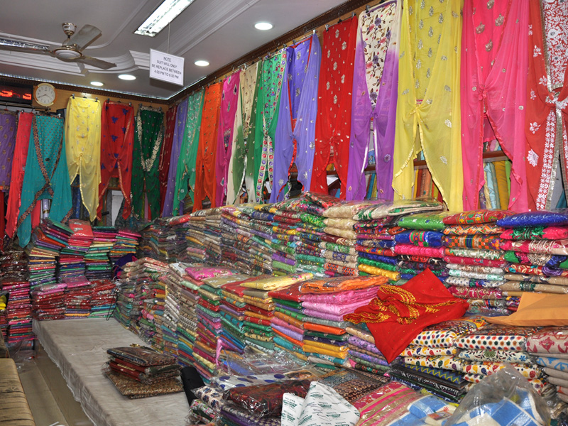 Bakshi Cloth House in Bhawarna, Palampur