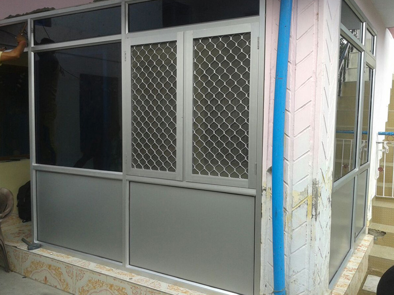 Aluminum Partition Fabrication in Palampur