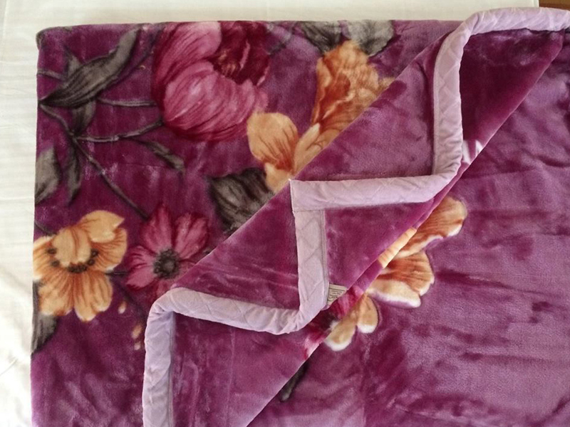 Buy 100% Wool Blanket in Palampur, Kangra